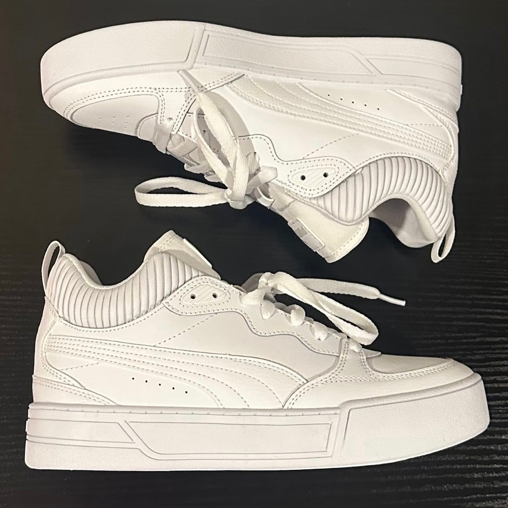 nwb Puma Classic Pro Mid Sneakers in white leather